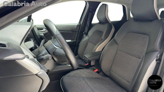 RENAULT Captur Full Hybrid E-Tech 145 CV Techno
