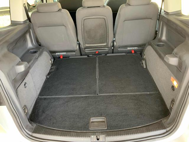 VOLKSWAGEN Touran Business 1.6 TDI DSG 7 POSTI OK NEOPATENTATI C.AUT