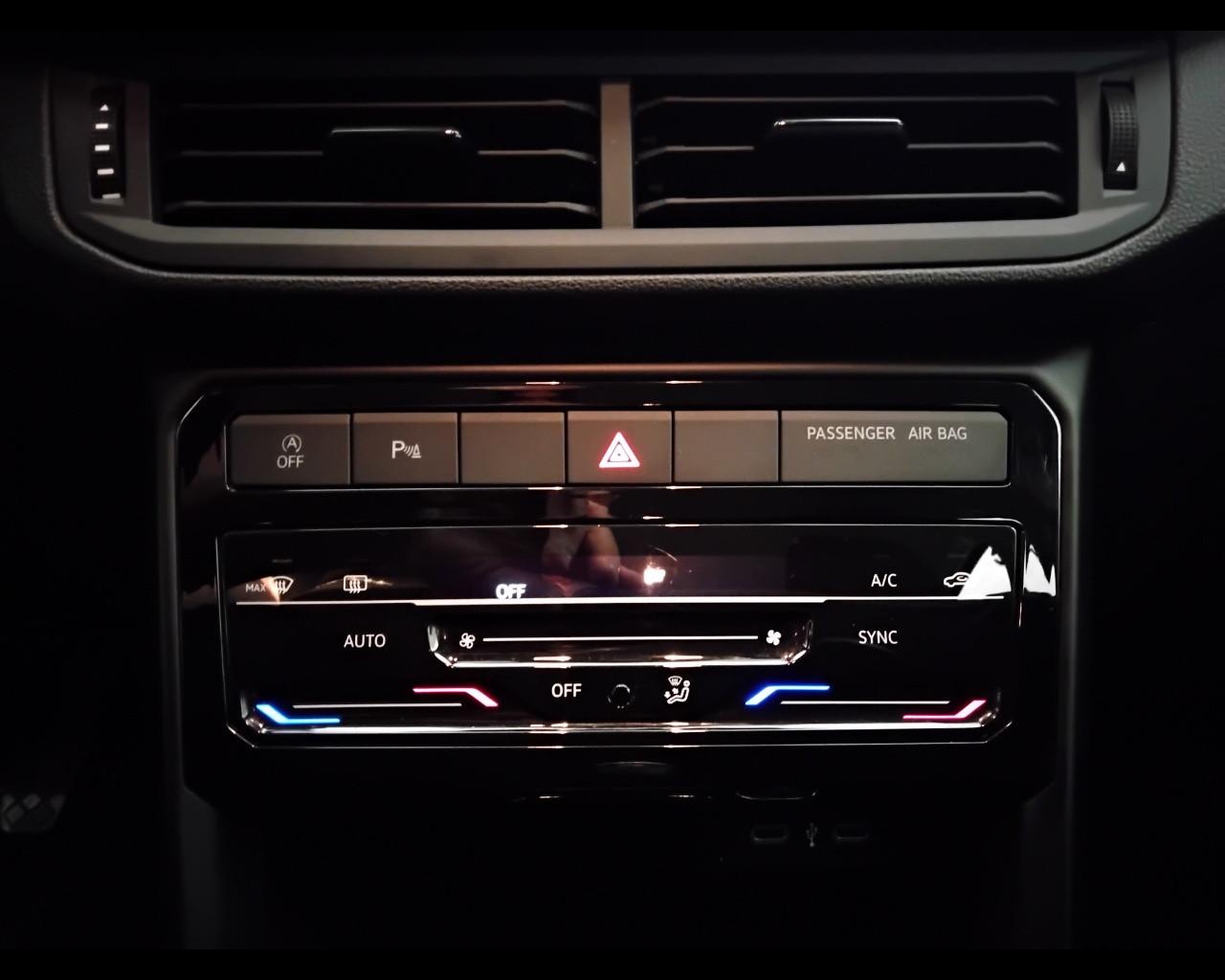 VOLKSWAGEN T-Cross 2019 - T-Cross 1.0 tsi Style 110cv