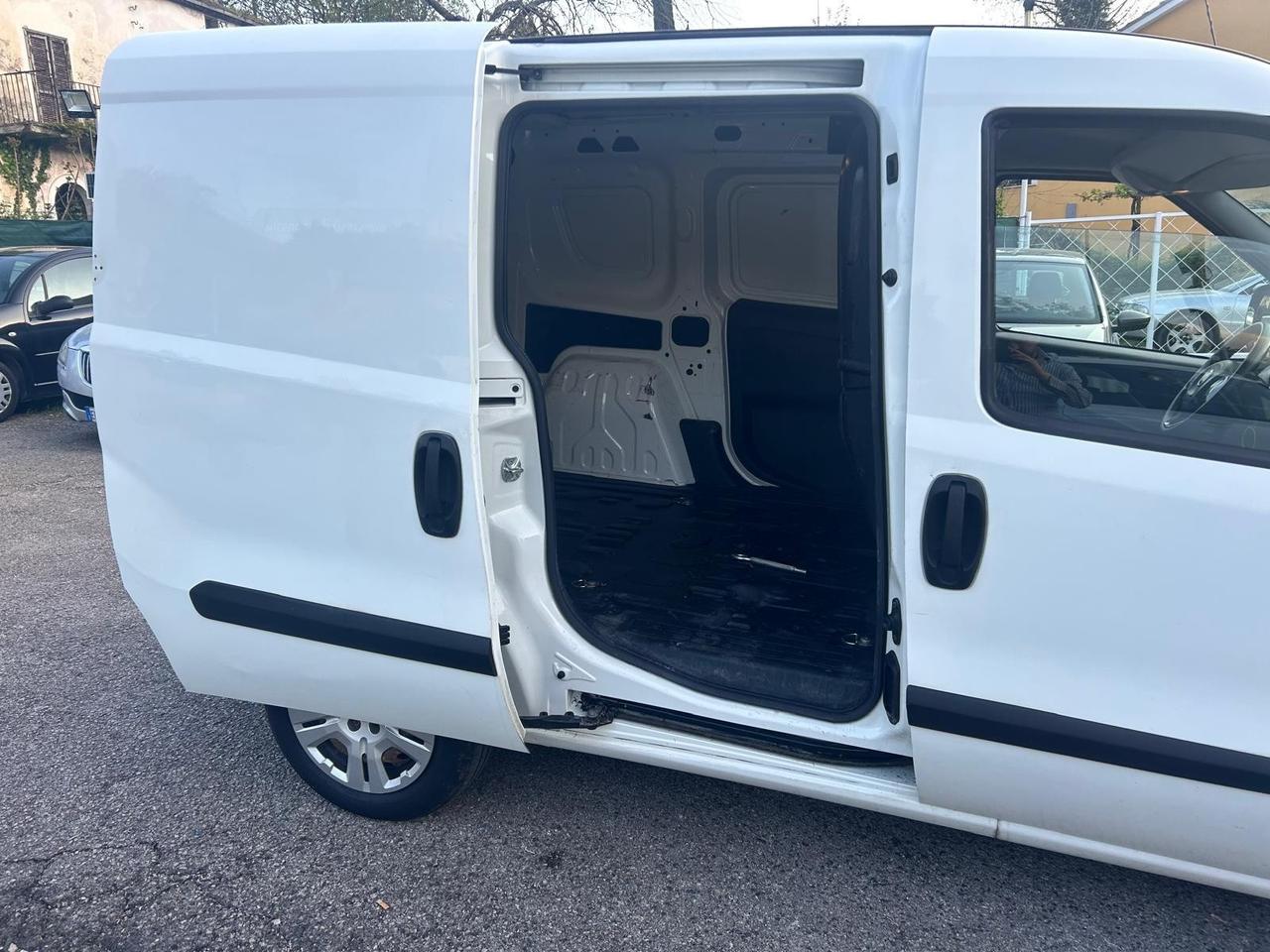 Fiat Doblò 1.6 MJT 105CV PC-TN Cargo Lamierato SX