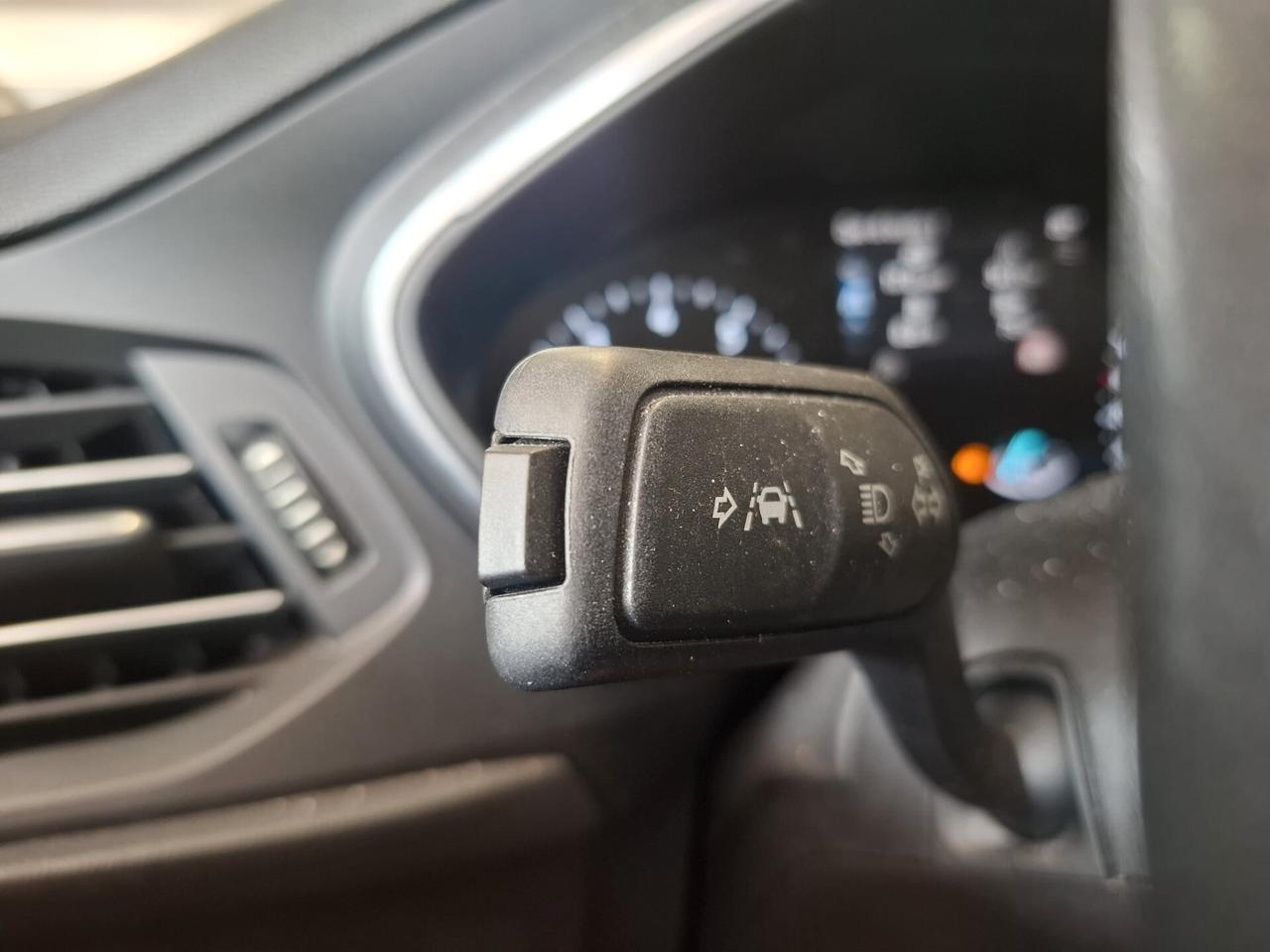 Ford Focus Berlina Benzina Manuale