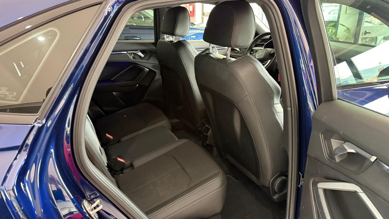 AUDI Q3 SPORTBACK 2.0 TDI QUATTRO S LINE S TRONIC IDENTITY BLACK