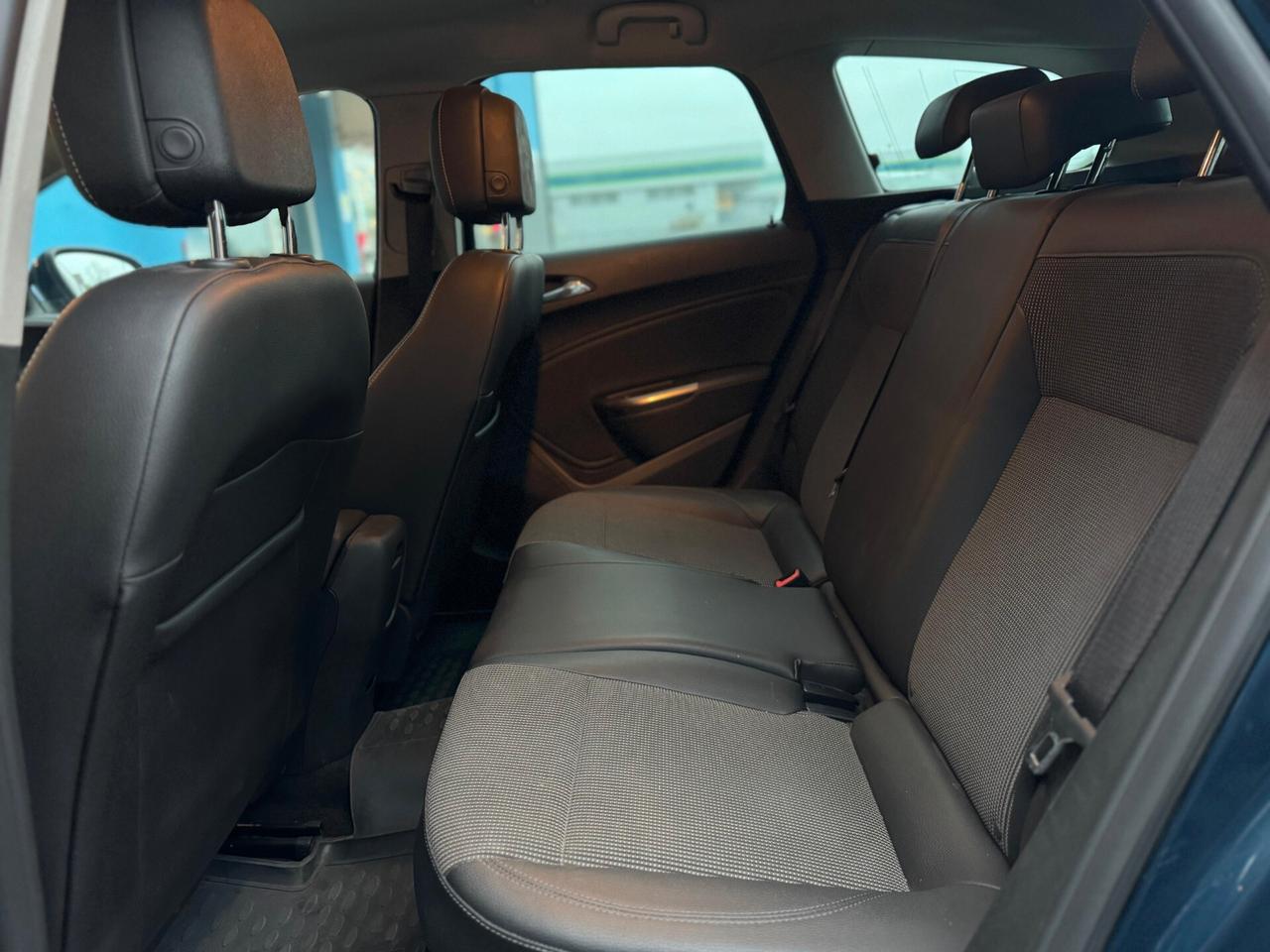 Opel Astra 1.7 CDTI 110CV Sports Tourer Cosmo