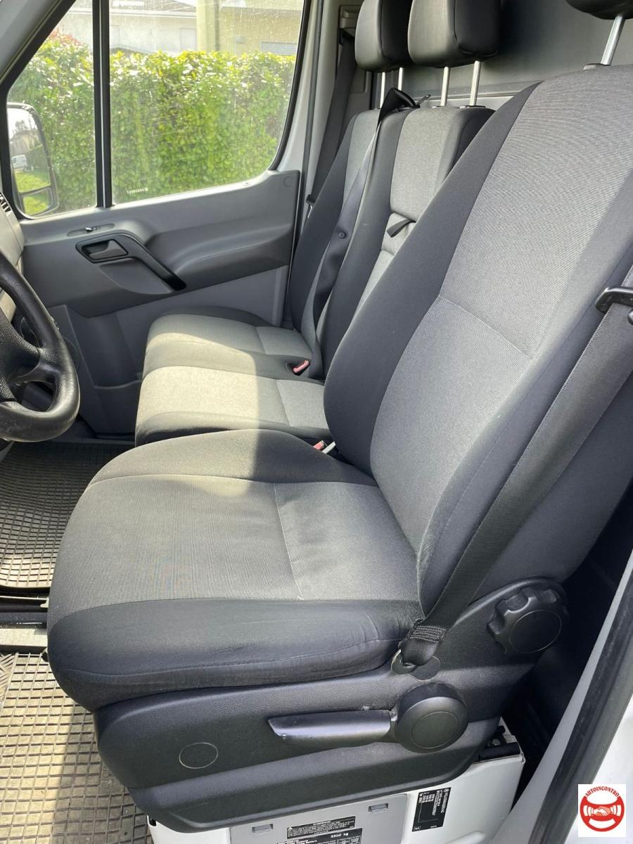 VOLKSWAGEN crafter 35 2.0 tdi 136cv business p.m. crafter 35 2.0 tdi 136cv business p.m.