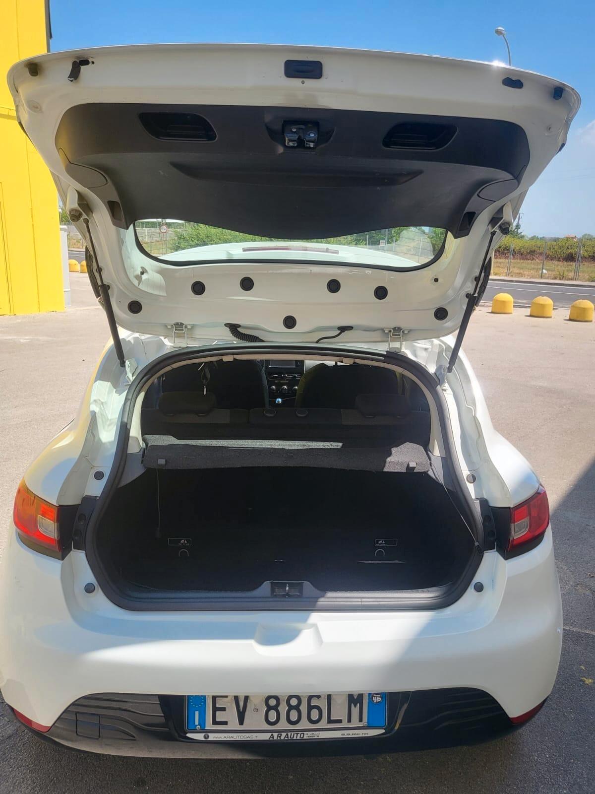 Renault Clio 1.5 dCi 8V 75CV 5 porte Costume National