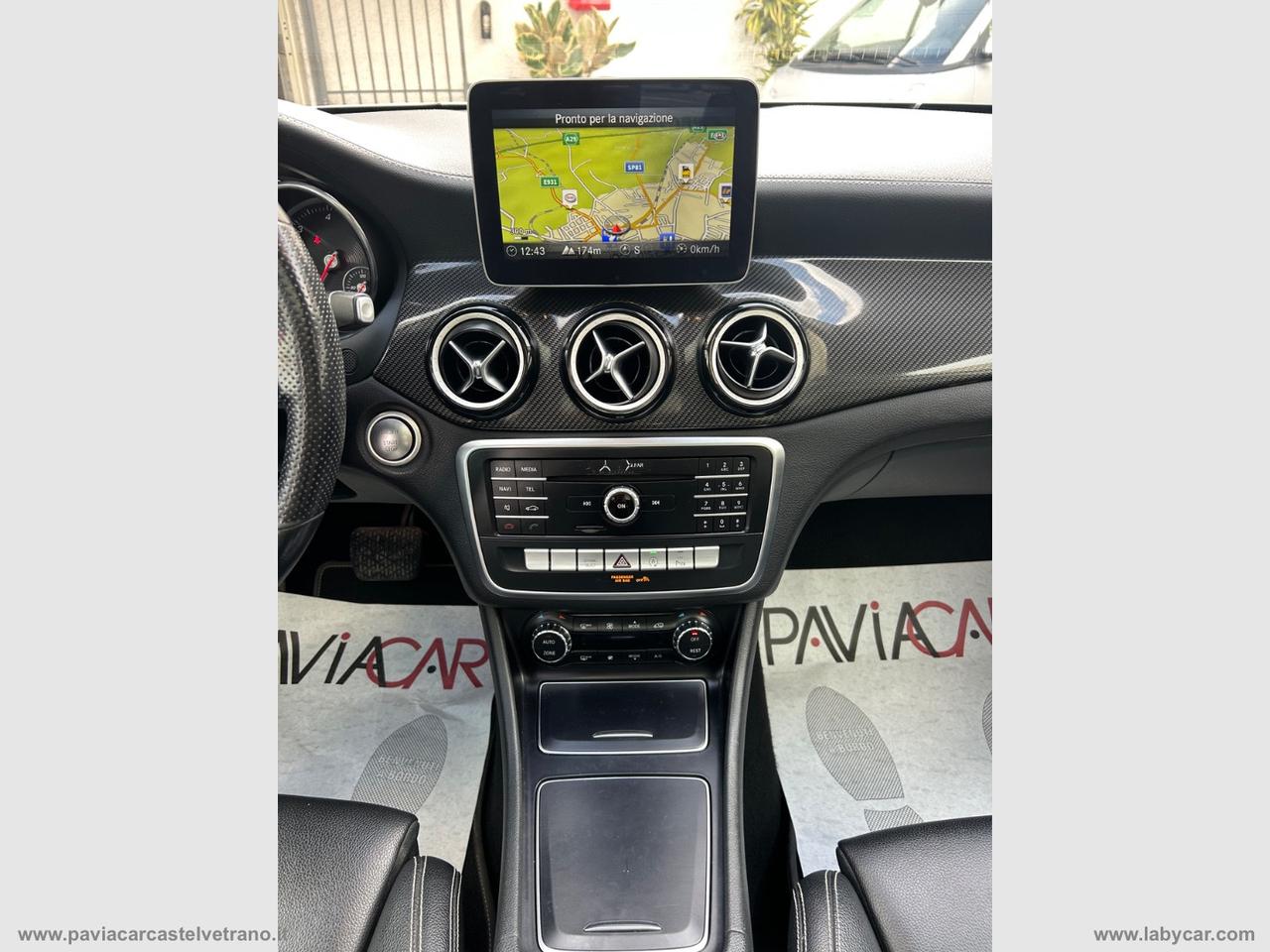 MERCEDES-BENZ GLA 200 d Automatic Premium NIGHT EDITION