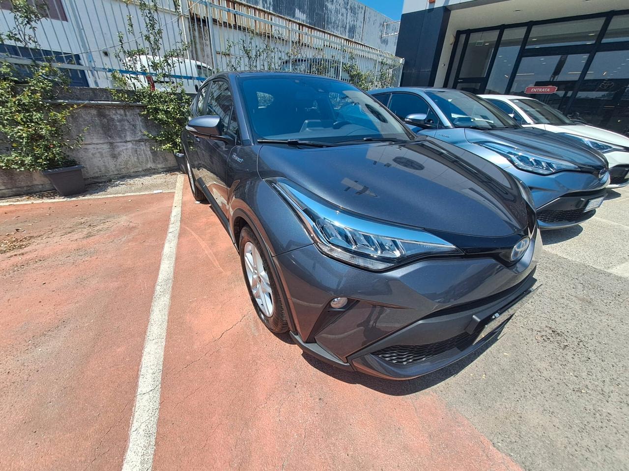 Toyota C-HR 1.8 Hybrid E-CVT Active