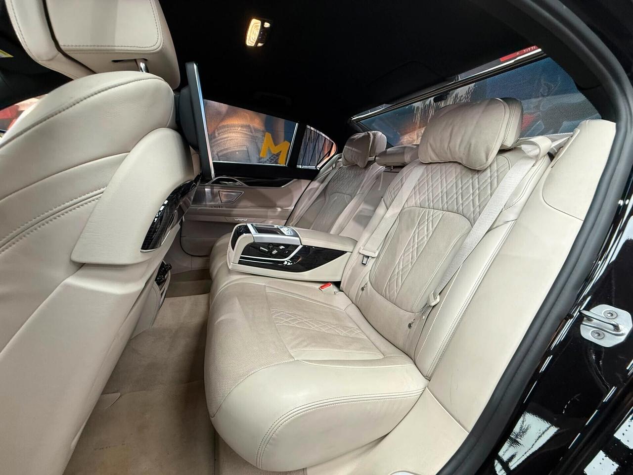 Bmw 740e DRIVE Eccelsa (622)