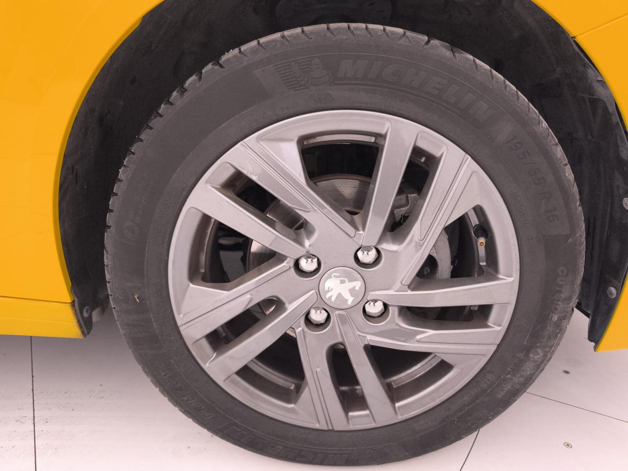 PEUGEOT 208 II 2019 - 208 1.2 puretech Allure Pack s&s 75cv