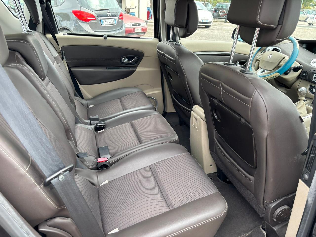 Renault Scenic Scénic X-Mod 1.9 dCi 130CV Luxe