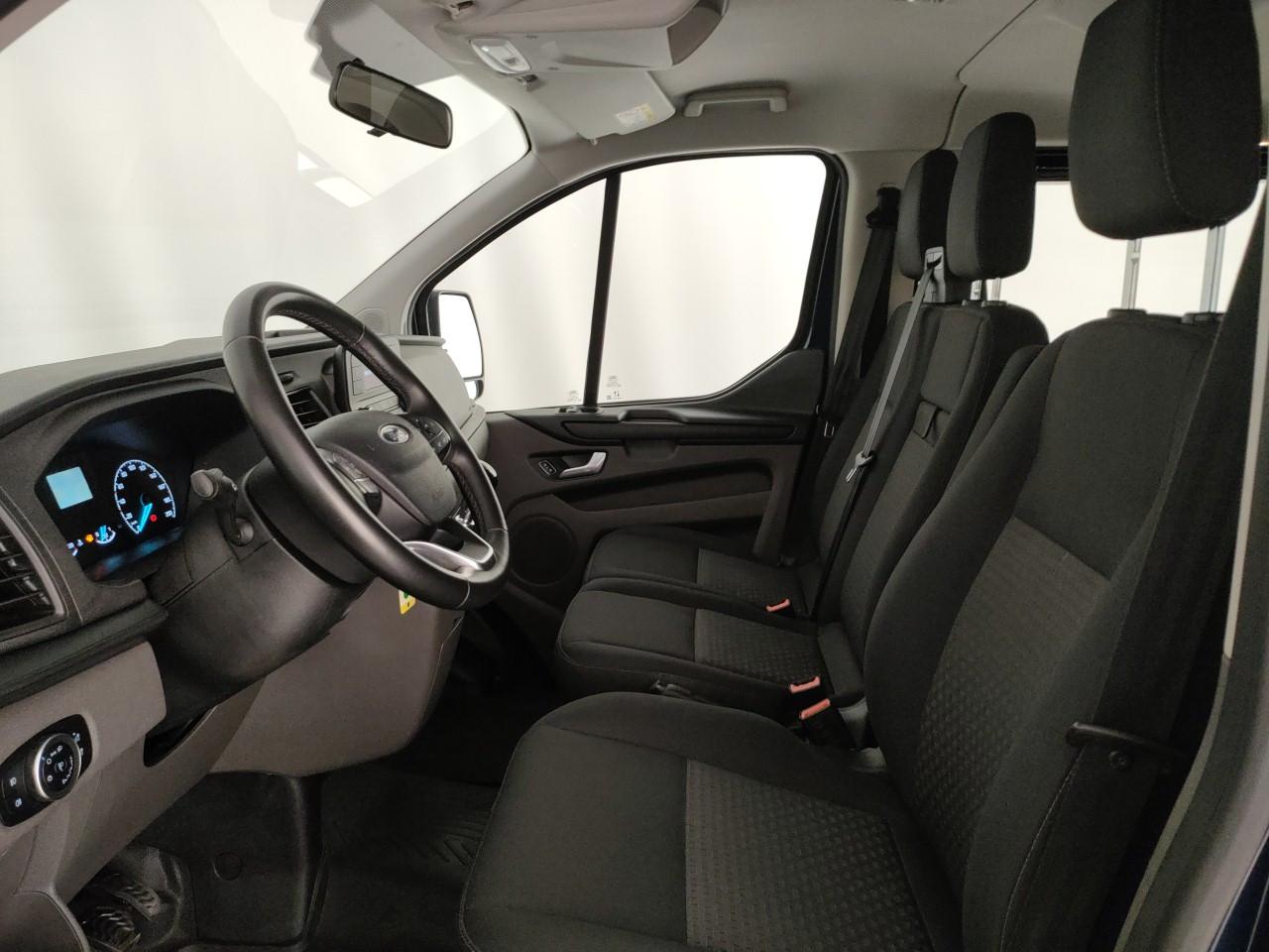 FORD Transit Custom 320 2.0 tdci 130cv Titanium d.cab L2H1 M1 (+IVA)