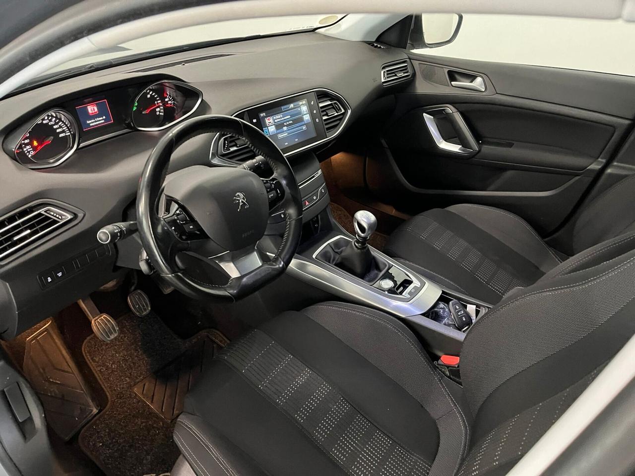 Peugeot 308 BlueHDi 150 S&S Allure