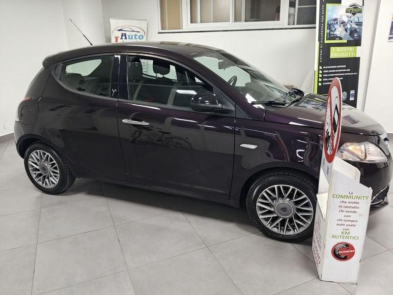 Lancia Ypsilon Ypsilon 1.2 69 CV 5 porte S&S Platinum GPL