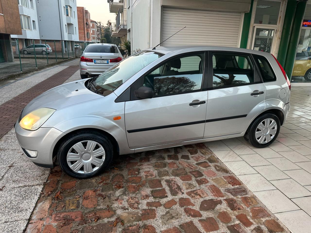 Ford Fiesta 1.4 TDCi NEOPATENTATI (12 RATE)