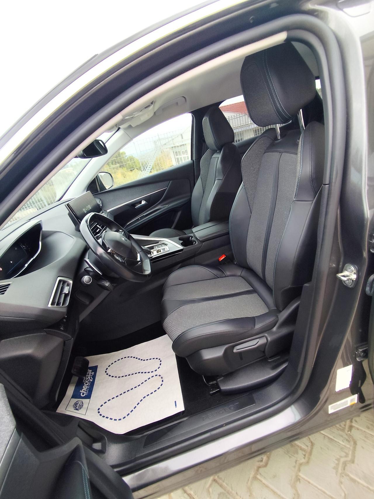 Peugeot 3008 BlueHDi 130 S&S EAT8 Allure Pack