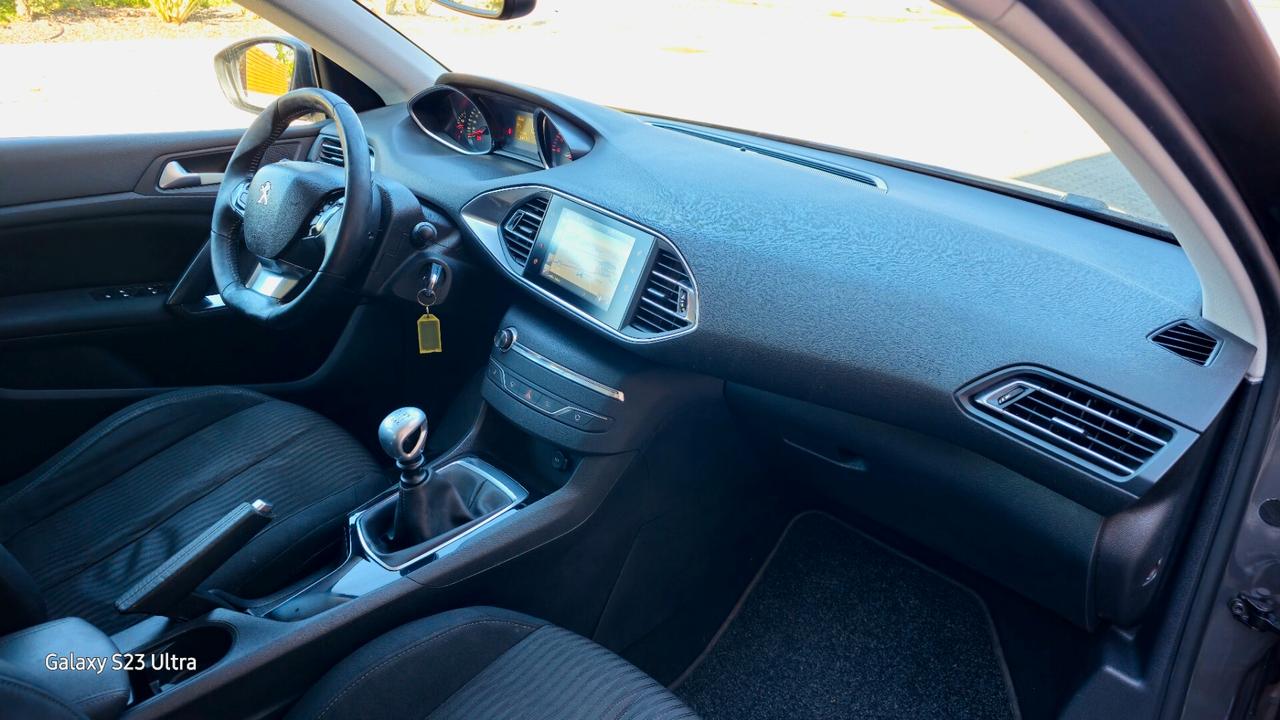 Peugeot 308 full opt. Garantita 12 mesi euro 6
