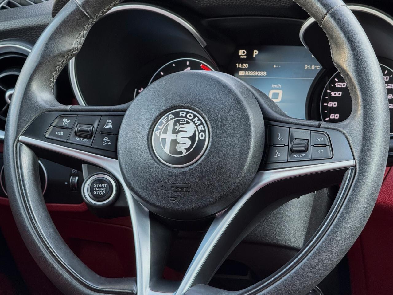 Alfa Romeo Stelvio 2.2 Turbo Diesel Super Q4 210CV TETTO