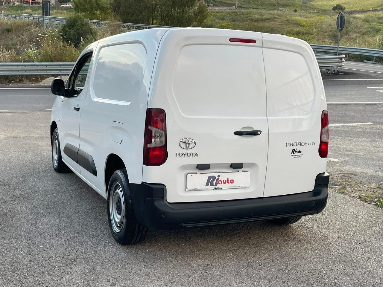 Toyota Proace city 1.5 d 100 cv 59.000 km certificati