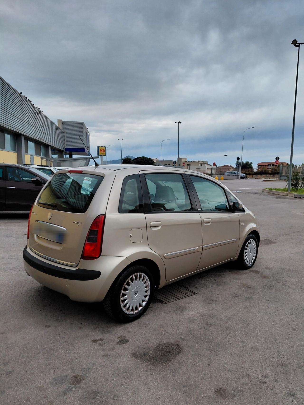 Lancia MUSA 1.9 Multijet Platino Plus