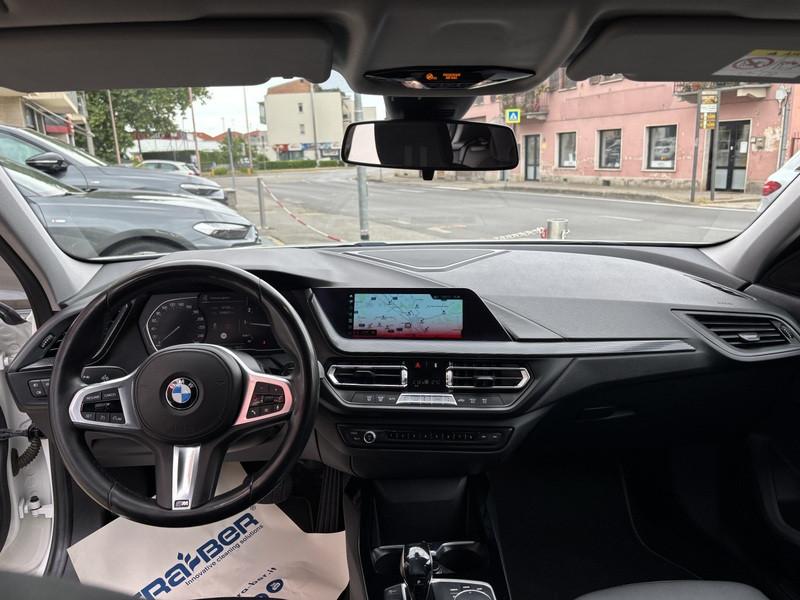 BMW 118 i Advantage 140cv auto FULL LED-NAVI-18"