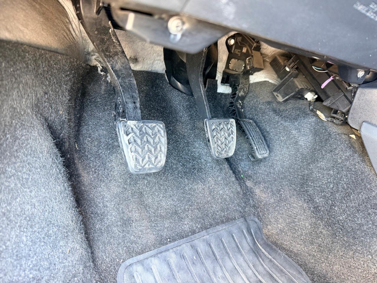 Toyota Yaris 1.0 VVT-i 70cv Benzina - 67.000 km - Garanzia 12 mesi