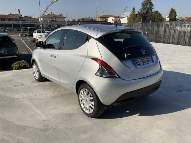 LANCIA Ypsilon 1.2 69 CV 5 porte GPL Ecochic Silver