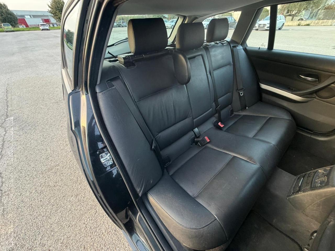 Bmw 320 D. Touring Cambio automatico