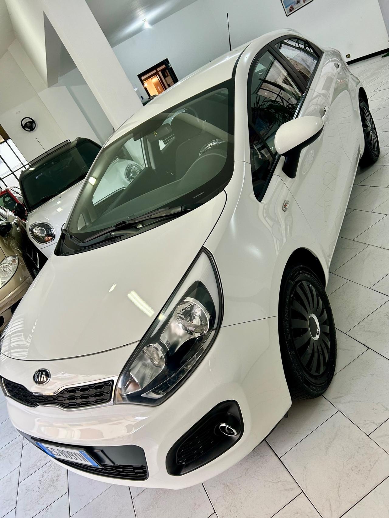 Kia Rio 1.2 Bianco ice *NEOPATENTATI*