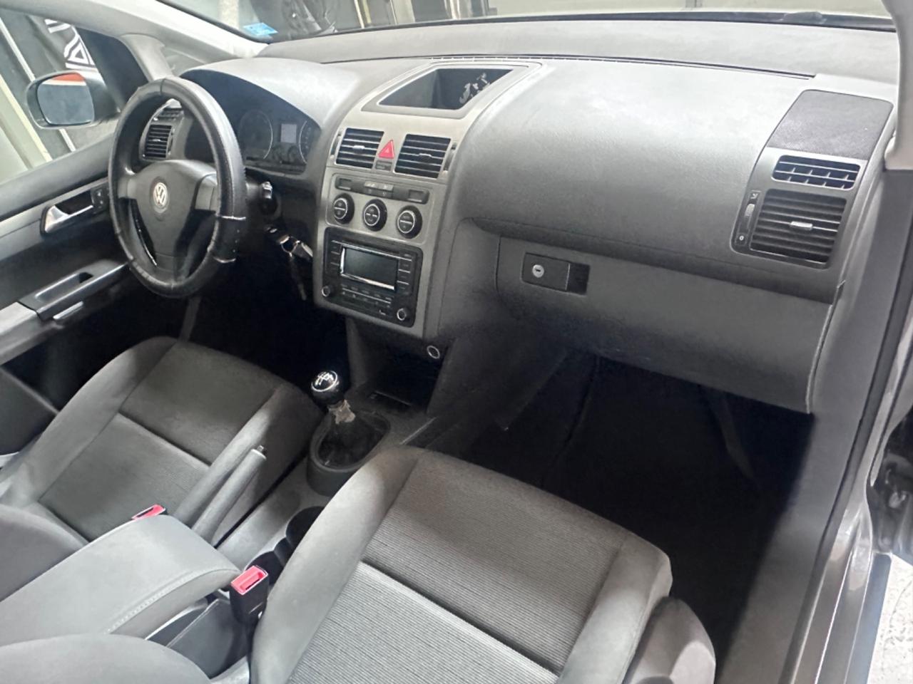 Volkswagen Touran 1.6 Trendline Bifuel G