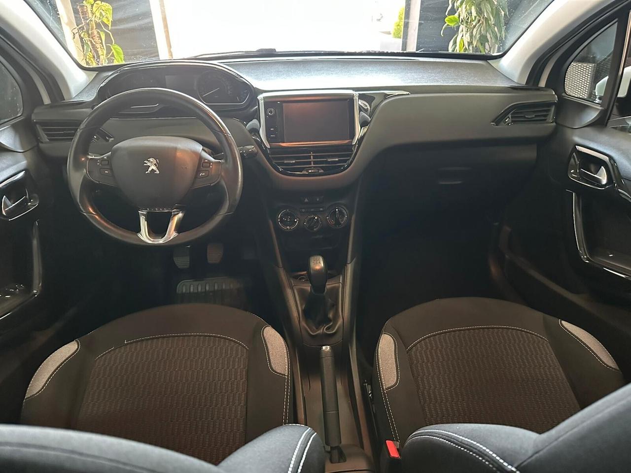 Peugeot 208 BlueHDi 75 5 porte Allure