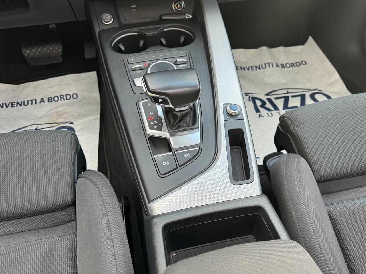 Audi A4 AVANT 35 TDI S-LINE TETTO COCKPIT NAVI FULLED
