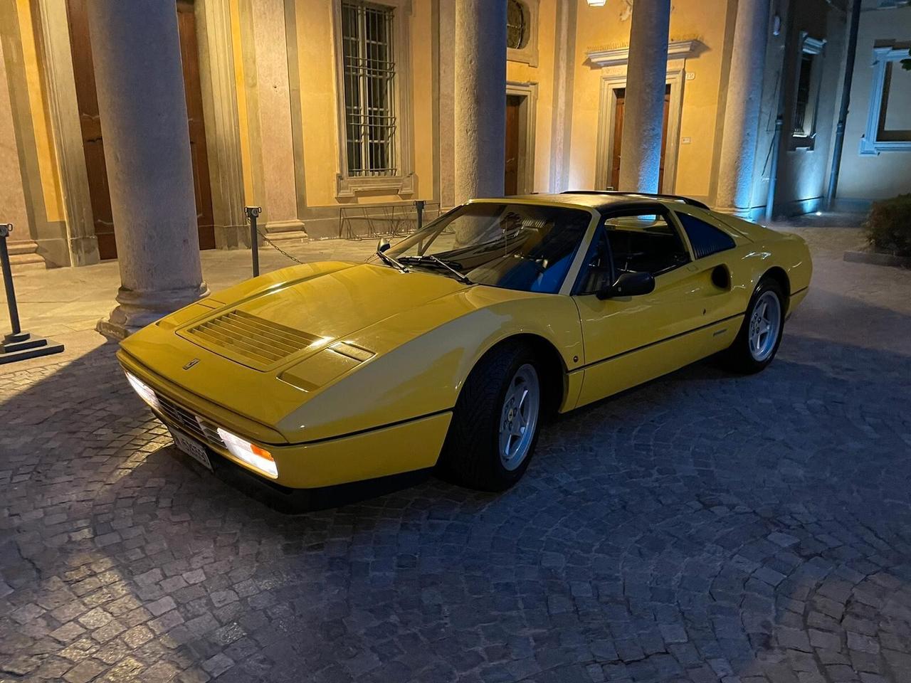 Ferrari 328 GTS