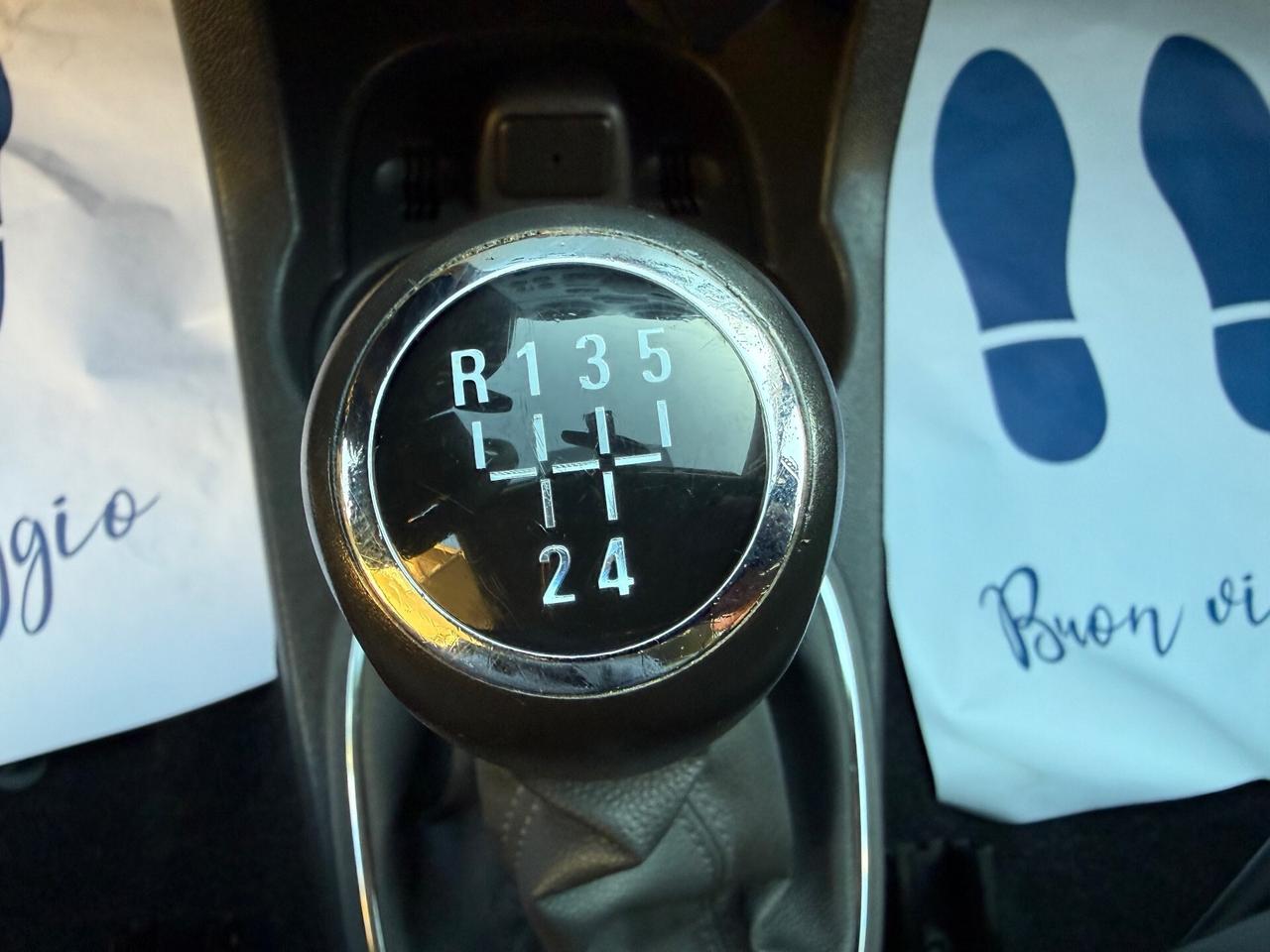 Opel Corsa 1.2 Benzina- Neopatentati