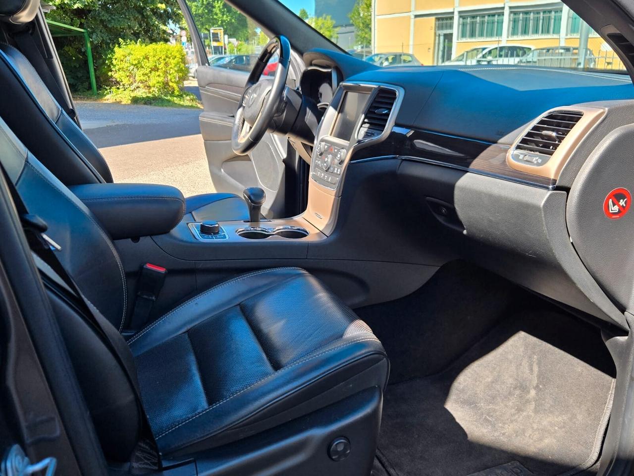 Jeep Grand Cherokee 3.0 V6 CRD Overland tetto apribile