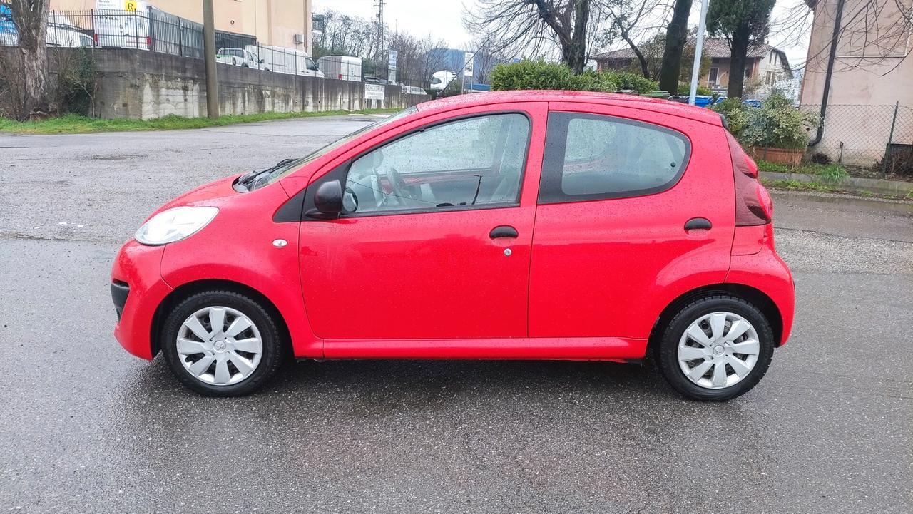 Peugeot 107 1.0 68CV 5p. NEOPATENTATI - 2012