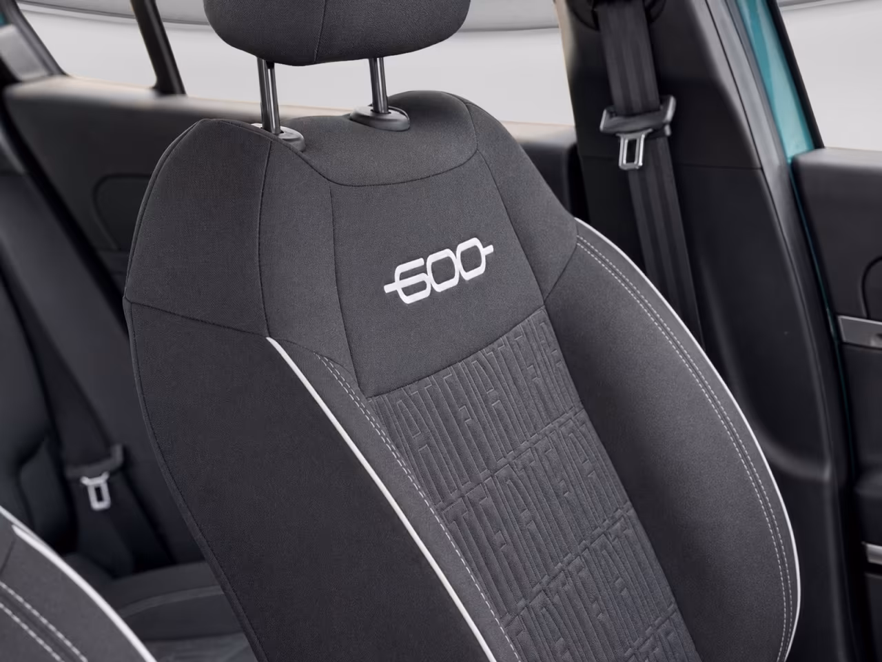 FIAT 600 IV 2023 - 600 1.2 hybrid Pop 145cv auto