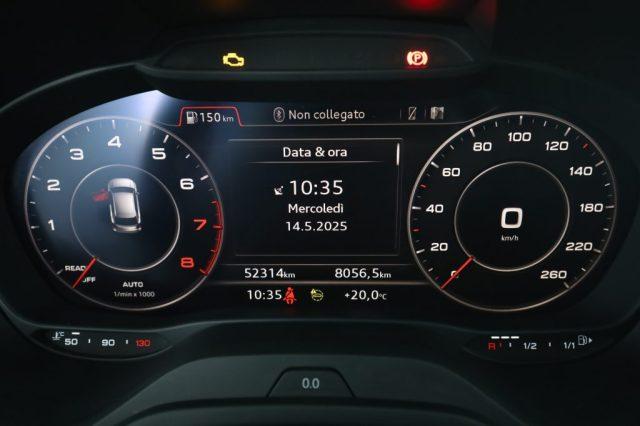 AUDI Q2 Q2 35 TFSI Identity Black