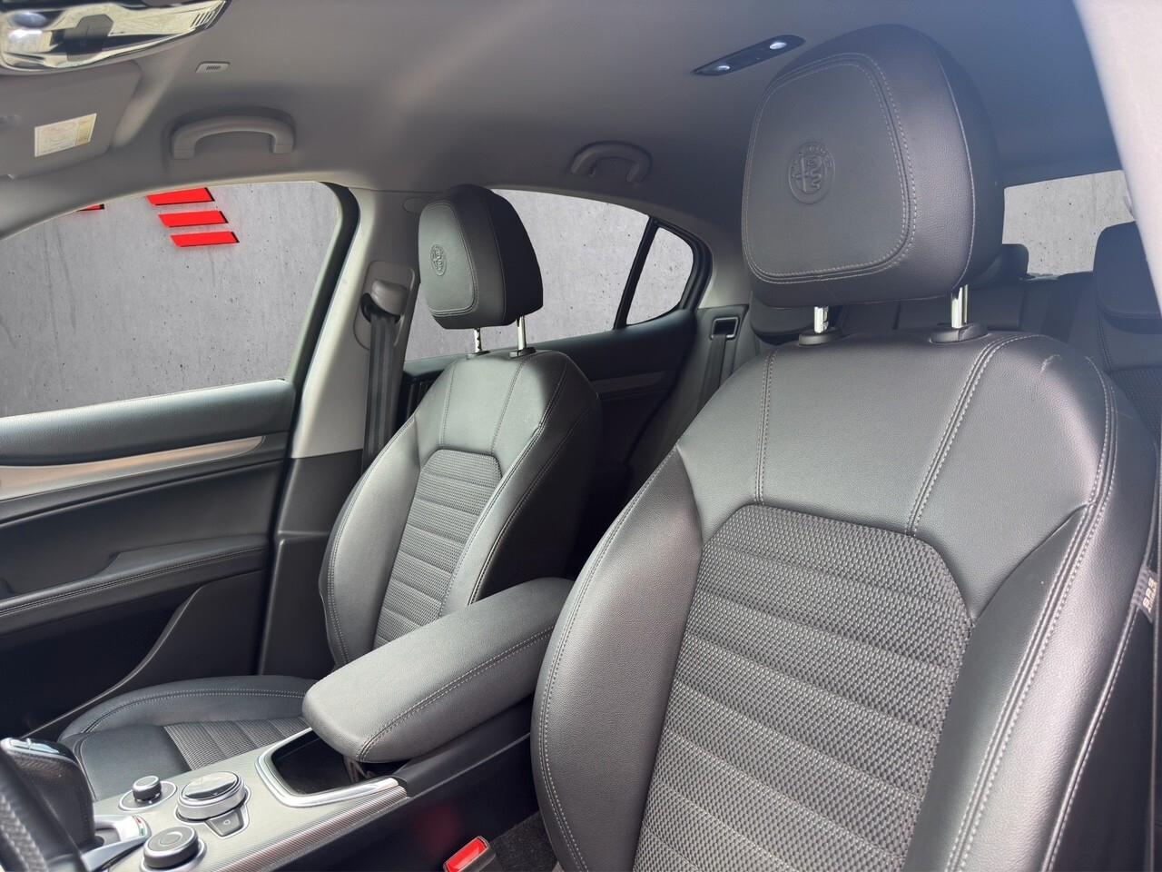 Alfa Romeo Stelvio 2.2 Turbodiesel 190 CV AT8 Q4 Sprint