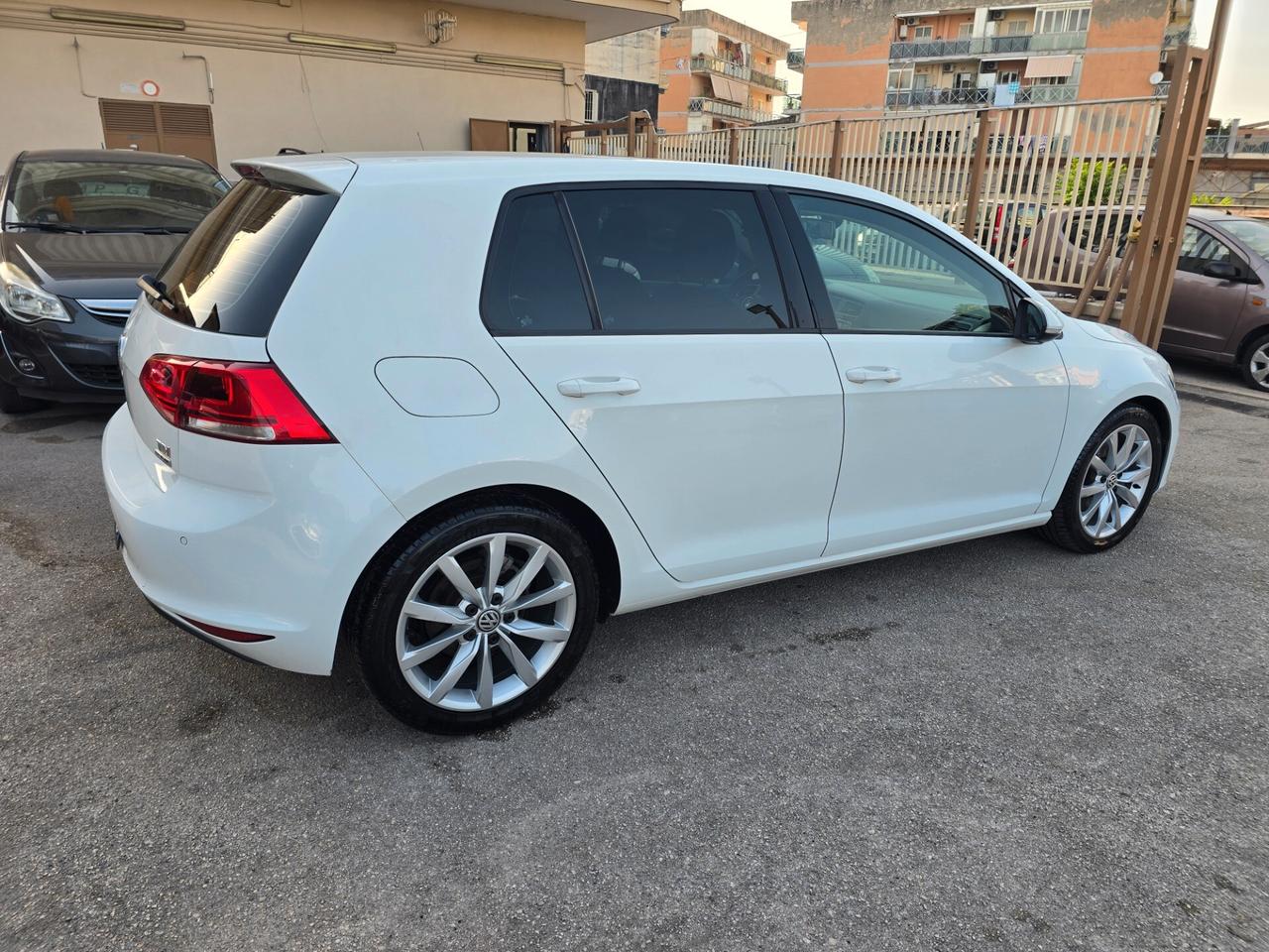 Volkswagen Golf 1.6 TDI 5p. Highline BlueMotion Technology