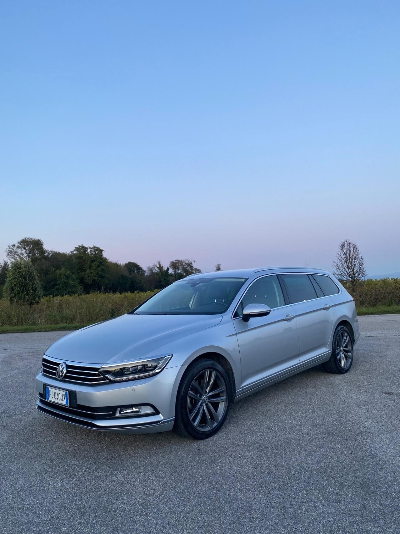 Volkswagen Passat Variant 2.0 TDI DSG Highline BlueMotion Technology