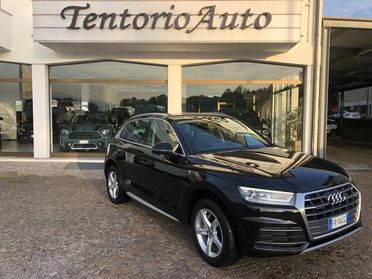 AUDI Q5 2.0 TDI quattro S tronic Business Sport