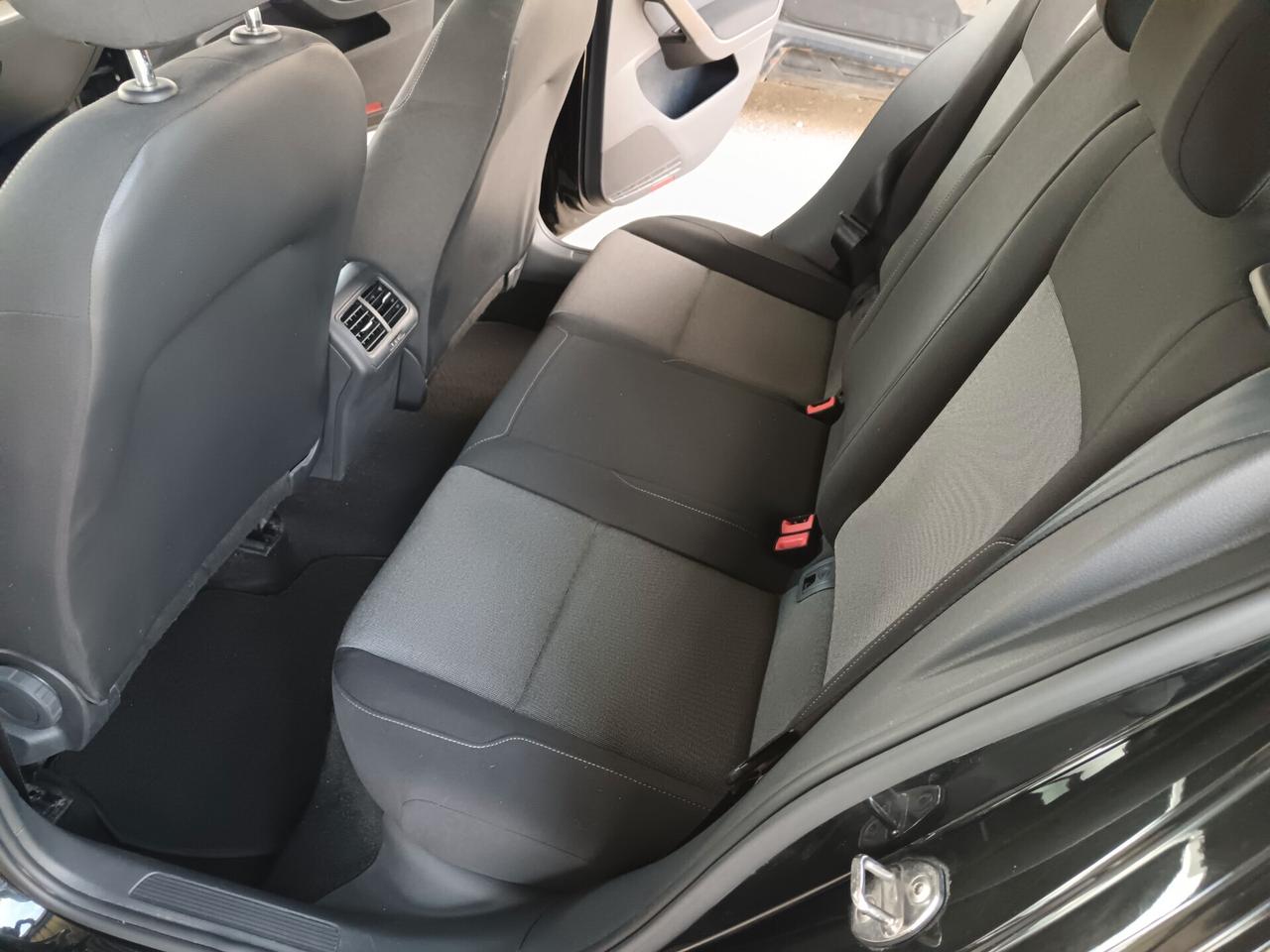 Volkswagen Golf 1.6 TDI 5p. Comfortline BlueMotion Technology