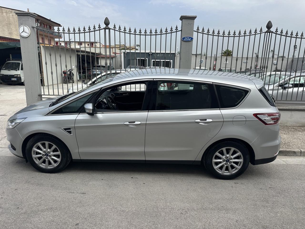 Ford S-Max 2.0 TDCi 150CV 7 posti Titanium