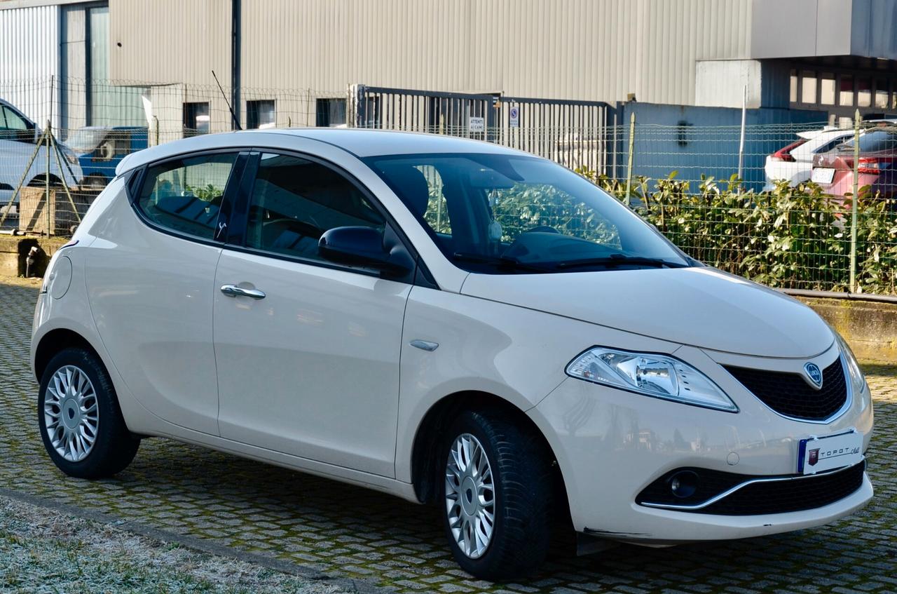 LANCIA YPSILON 1.2 SILVER 69cv , OK NEOPATENTATI, SERVICE UFF TOYOTA, UFF ITALIANA, EURO 6B, BLUETOOTH, A/C, PERMUTE