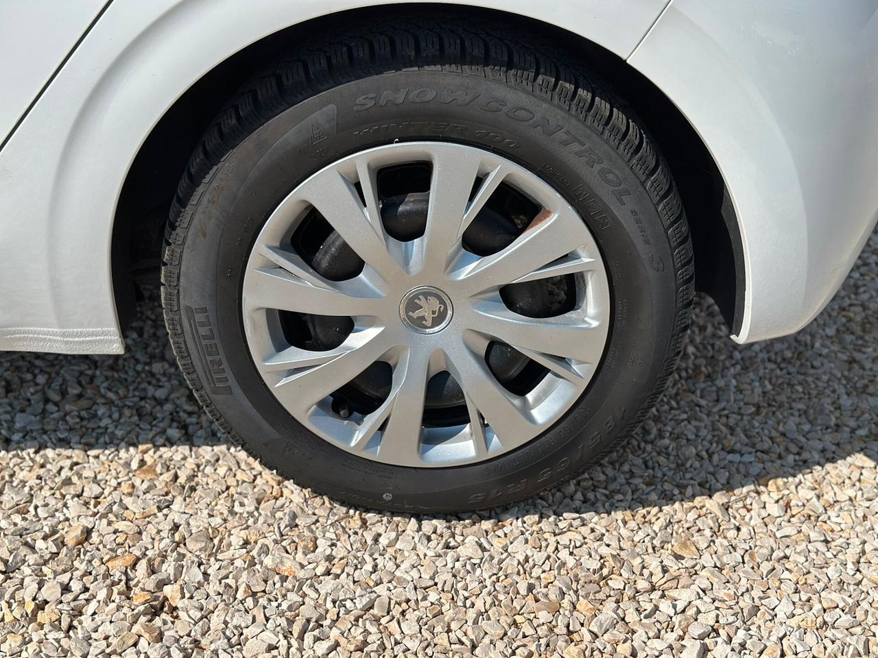 Peugeot 208 1.5 BlueHDi 75CV Allure