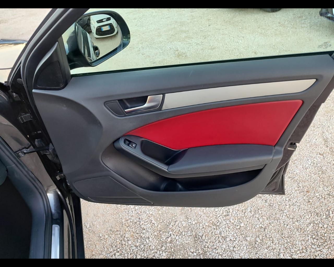 AUDI A4 3ª serie - A4 2.0 16V TDI Avant multitronic