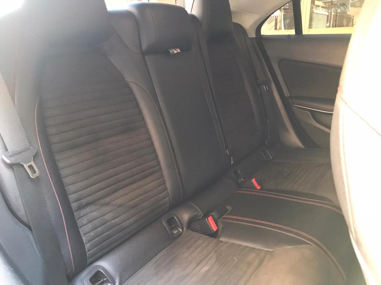 Mercedes-benz CLA 200 d 4Matic Automatic Premium