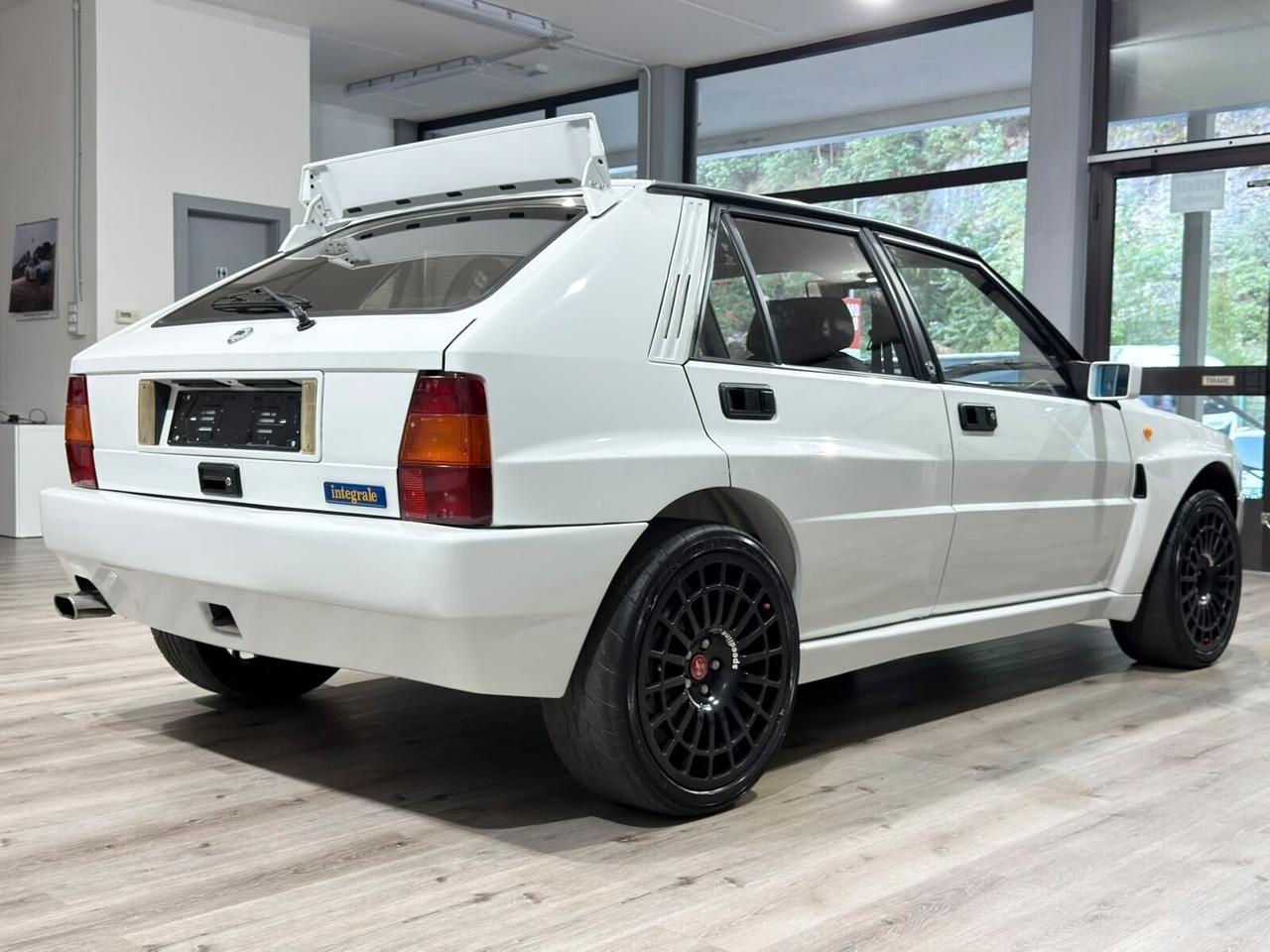 LANCIA DELTA HF INTEGRALE EVOLUZIONE 1 - RESTAURO