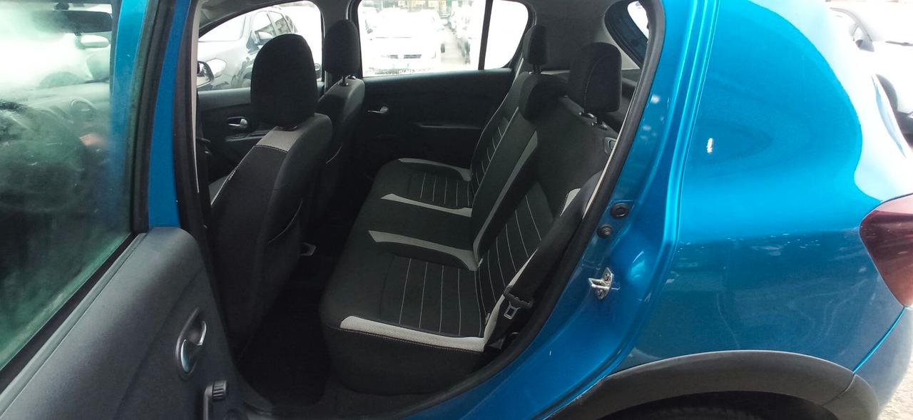 Dacia Sandero STEPWAY!