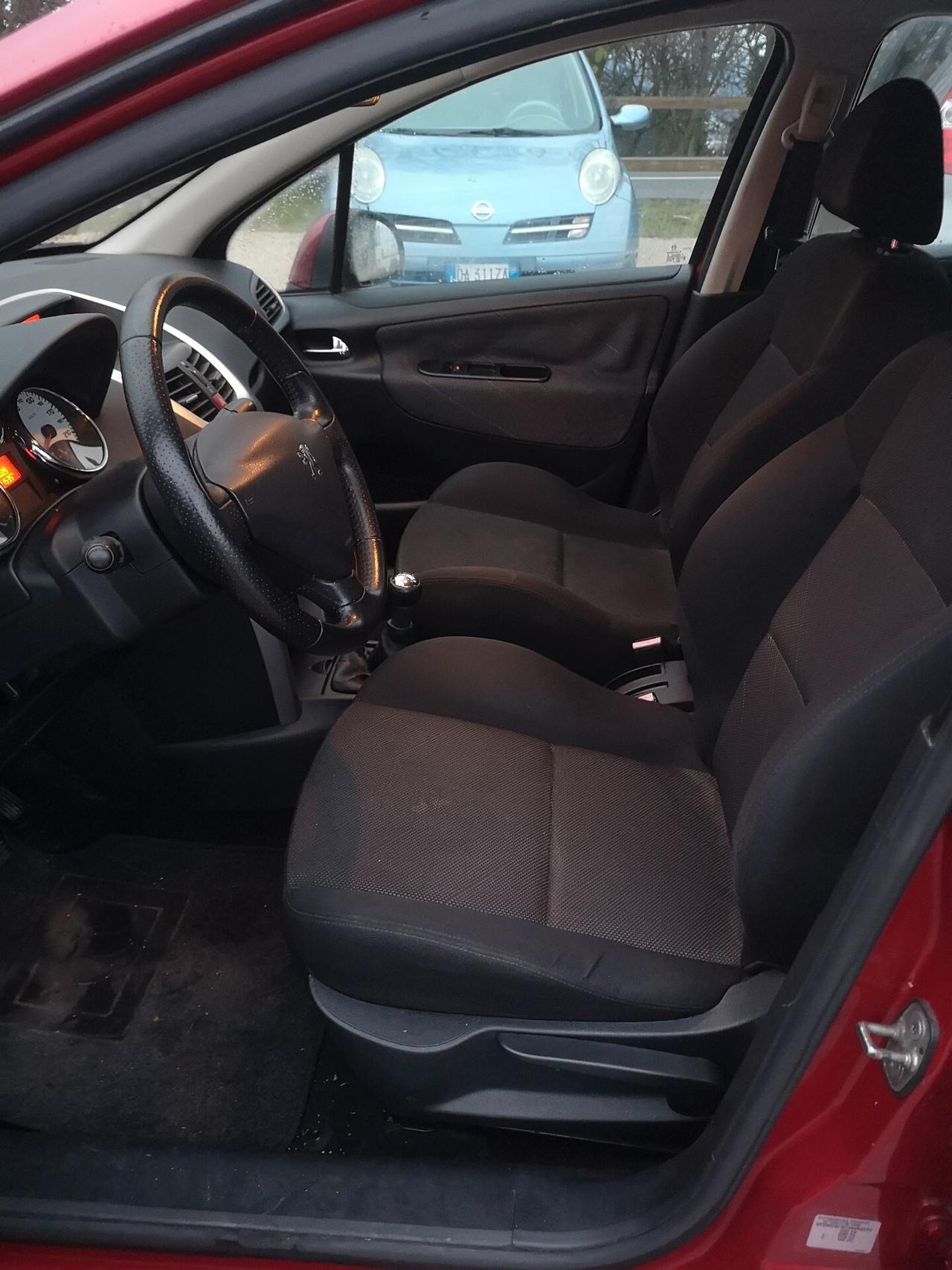 Peugeot 207 1.4 VTi 95CV 5p - 2008